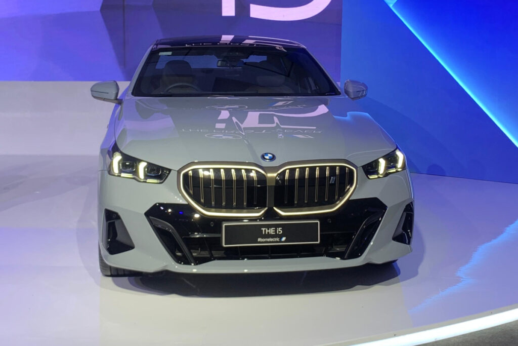 BMW i5 eDrive M Sport spesifikasi